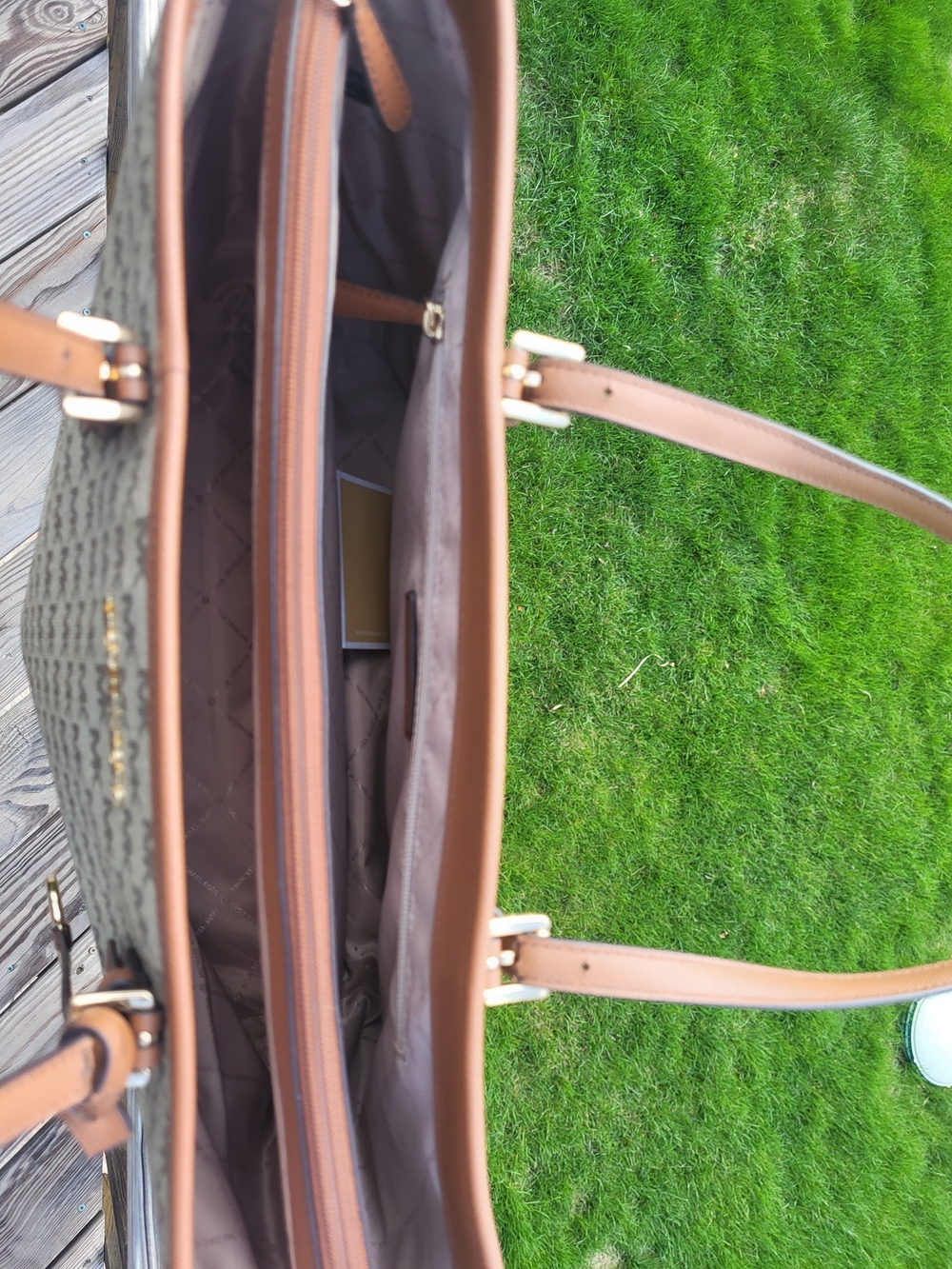 Michael Kors Signature Logo Large Tote Bag - Beige/Brown - Picture 5 of 10